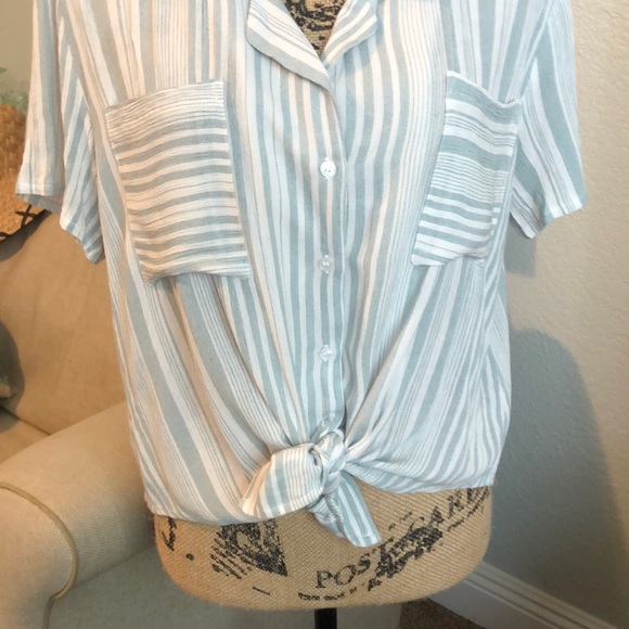 Cute Striped Button Up Shirt - Picture 4 of 5